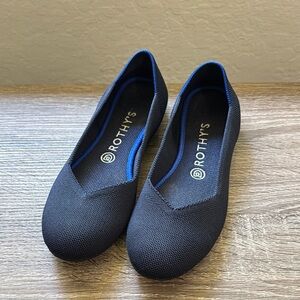 Rothy's Women's Navy Round toe Flats